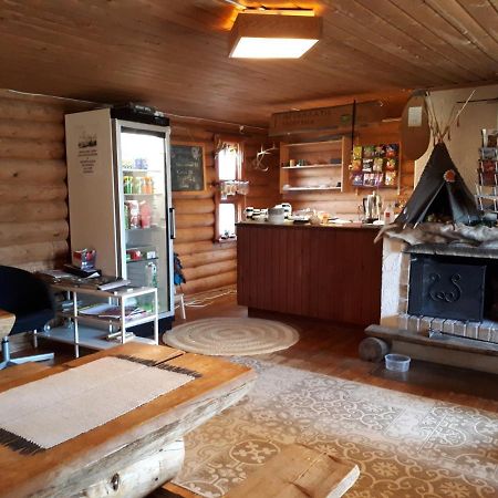 Hotel Laetasenonmajat Enontekiö Esterno foto